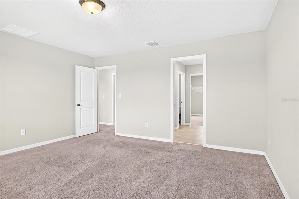 For Sale: $395,000 (4 beds, 2 baths, 2339 Square Feet)