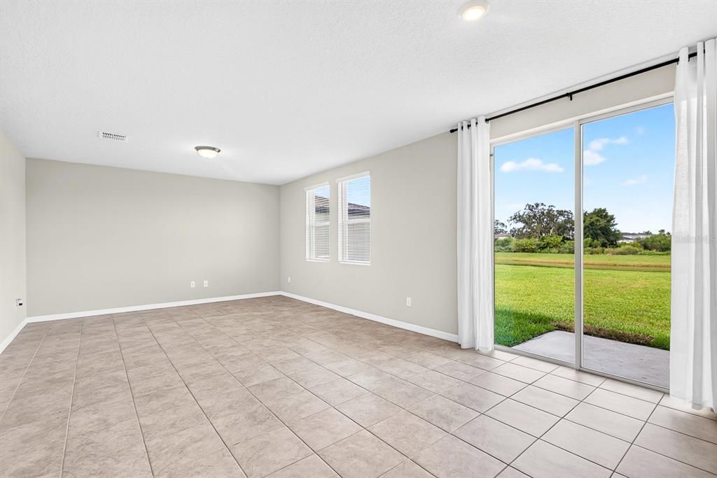 For Sale: $395,000 (4 beds, 2 baths, 2339 Square Feet)