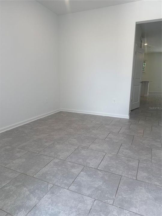 En Renta: $2,350 (3 camas, 2 baños, 1820 Pies cuadrados)