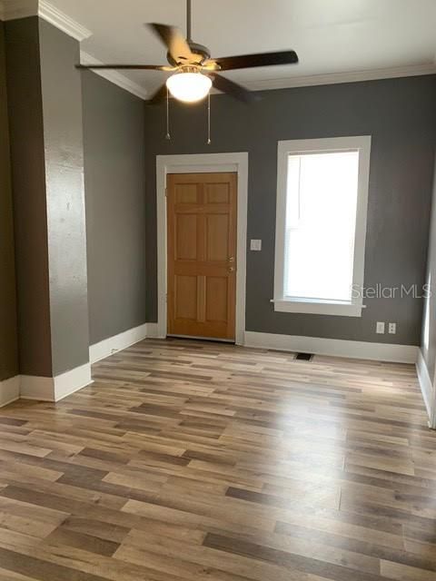 For Sale: $439,000 (5 beds, 0 baths, 1960 Square Feet)