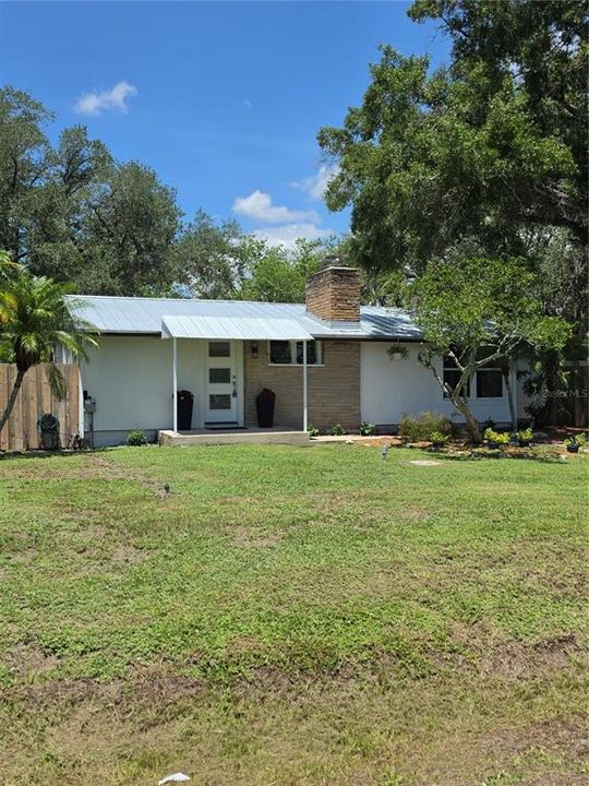 En Venta: $399,000 (3 camas, 2 baños, 1101 Pies cuadrados)