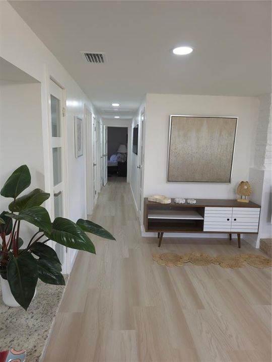 En Venta: $399,000 (3 camas, 2 baños, 1101 Pies cuadrados)