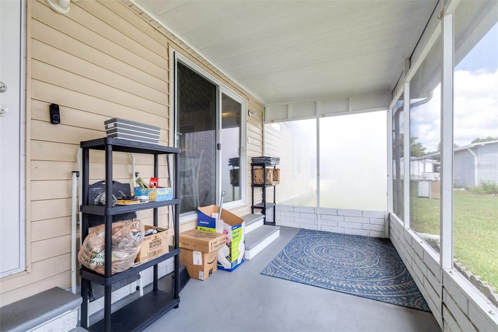 For Sale: $191,000 (3 beds, 2 baths, 1170 Square Feet)