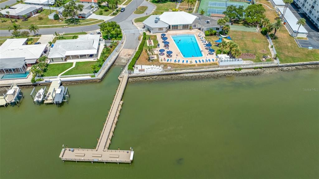 En Venta: $579,900 (3 camas, 2 baños, 1560 Pies cuadrados)