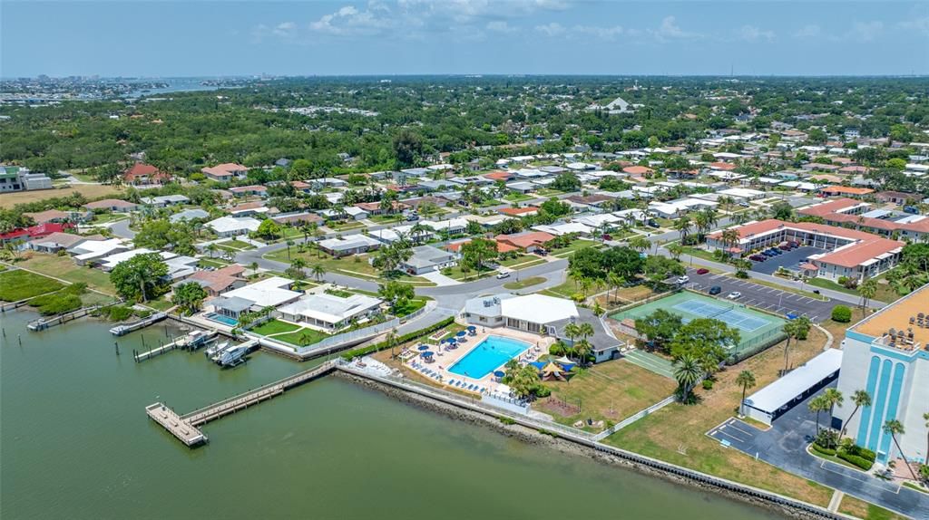 En Venta: $579,900 (3 camas, 2 baños, 1560 Pies cuadrados)