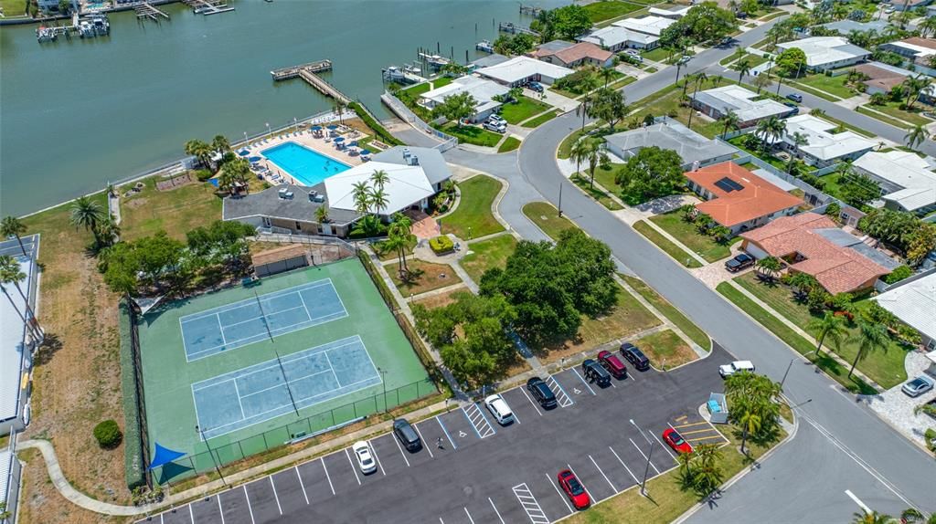 En Venta: $579,900 (3 camas, 2 baños, 1560 Pies cuadrados)