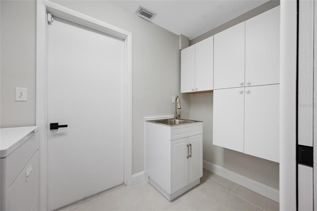 En Venta: $579,900 (3 camas, 2 baños, 1560 Pies cuadrados)