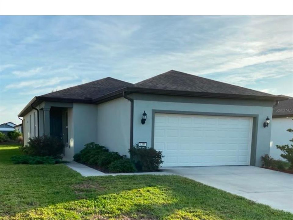En Venta: $297,000 (3 camas, 2 baños, 1260 Pies cuadrados)