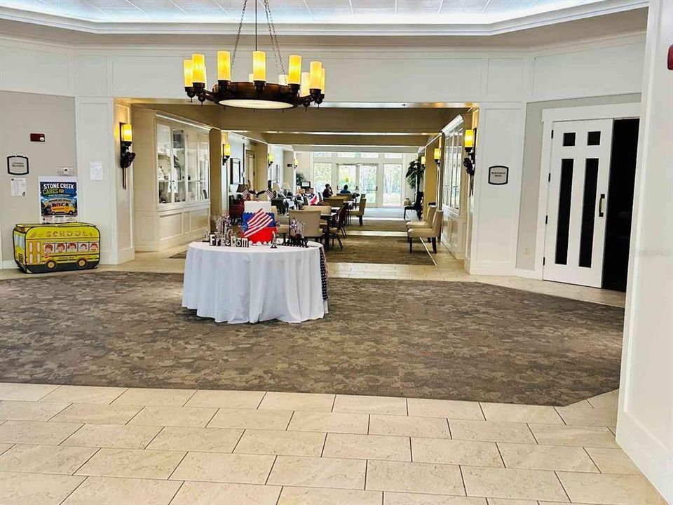 En Venta: $297,000 (3 camas, 2 baños, 1260 Pies cuadrados)