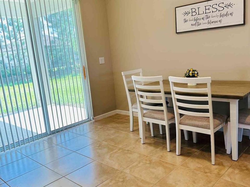 En Venta: $297,000 (3 camas, 2 baños, 1260 Pies cuadrados)