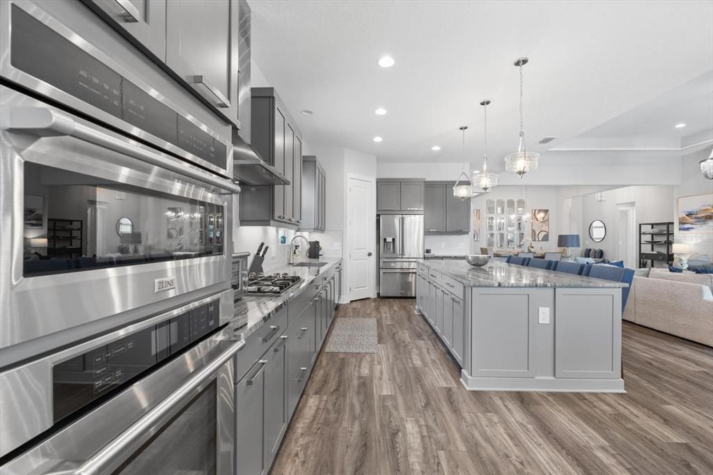 For Sale: $1,325,000 (3 beds, 2 baths, 2451 Square Feet)