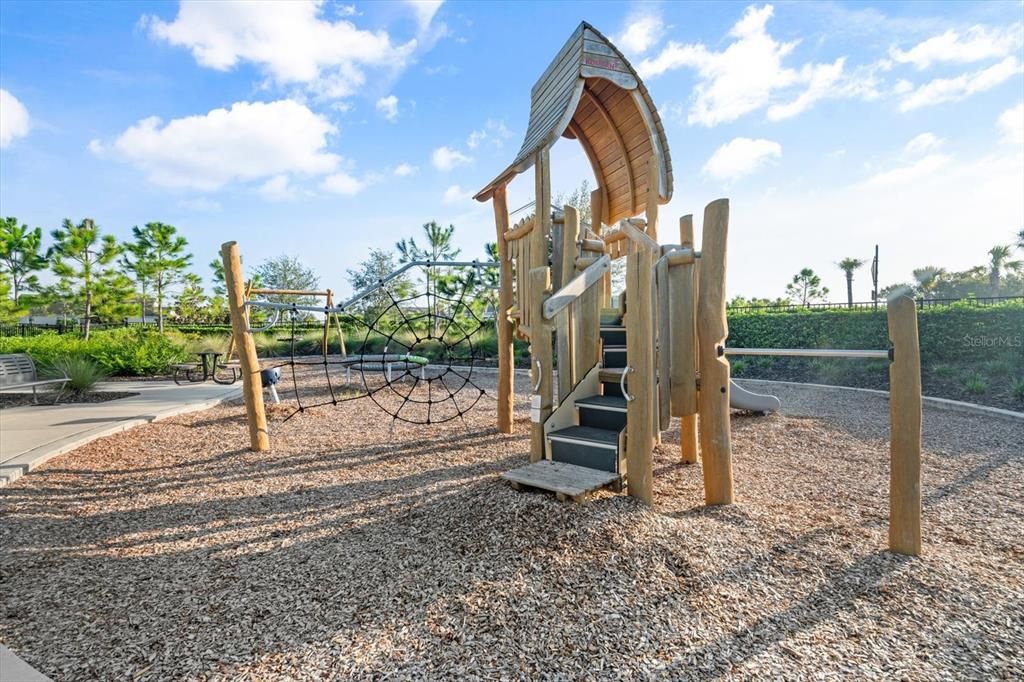 For Sale: $1,325,000 (3 beds, 2 baths, 2451 Square Feet)