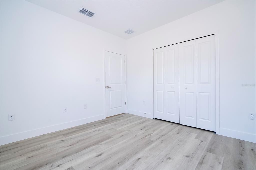 En Venta: $465,000 (4 camas, 2 baños, 1861 Pies cuadrados)