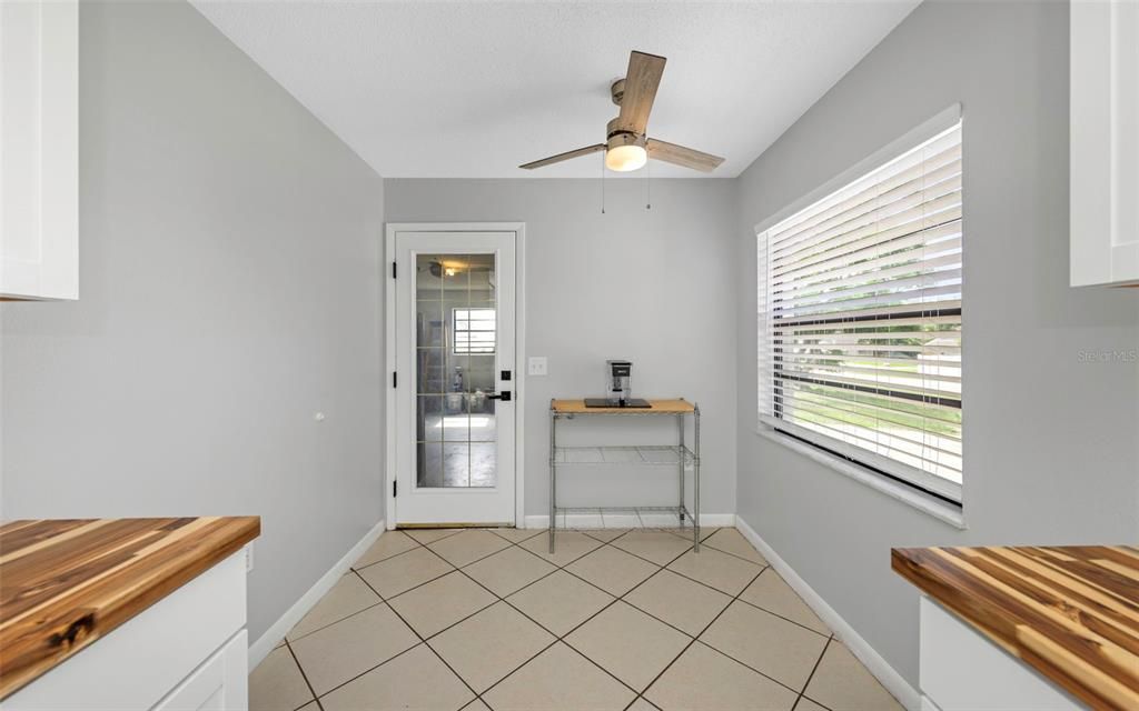 Activo con contrato: $270,000 (3 camas, 2 baños, 1272 Pies cuadrados)