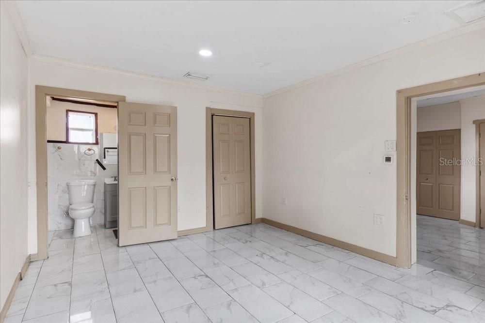 En Venta: $389,900 (5 camas, 4 baños, 2159 Pies cuadrados)