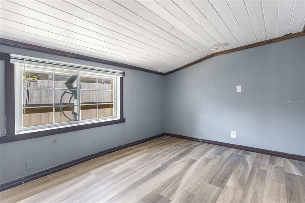 En Venta: $389,900 (6 camas, 0 baños, 930 Pies cuadrados)