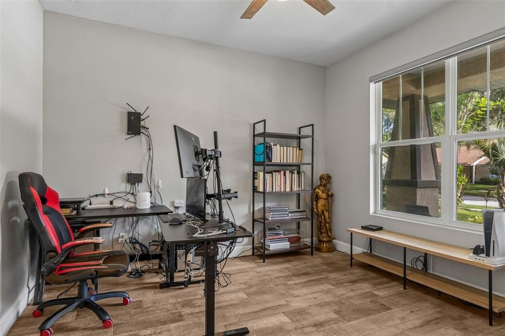 En Venta: $589,000 (4 camas, 3 baños, 2521 Pies cuadrados)