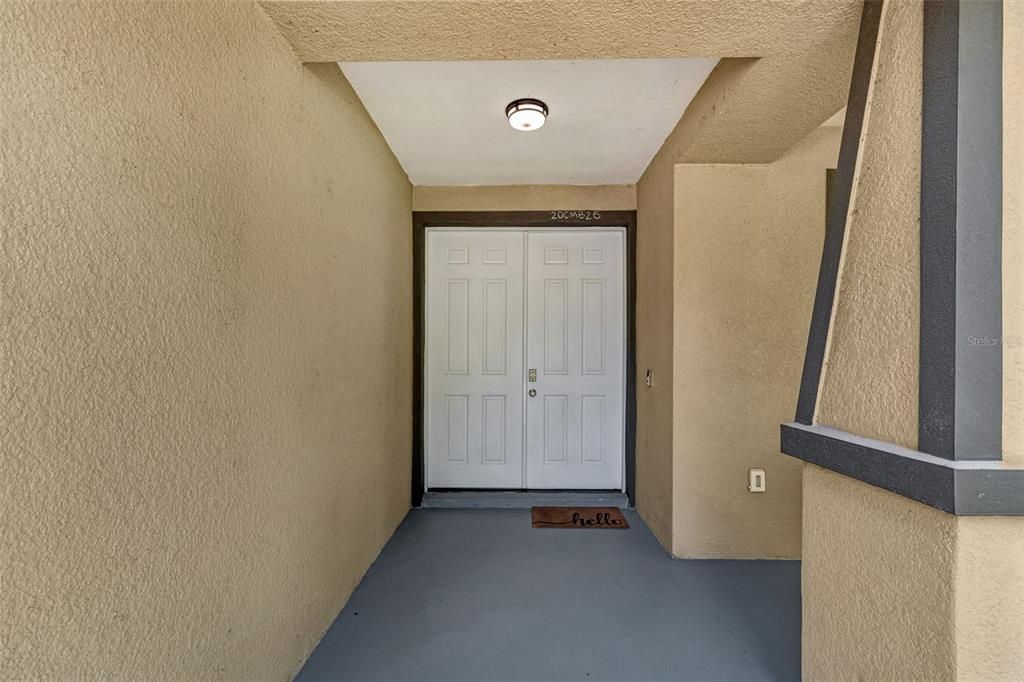 En Venta: $589,000 (4 camas, 3 baños, 2521 Pies cuadrados)