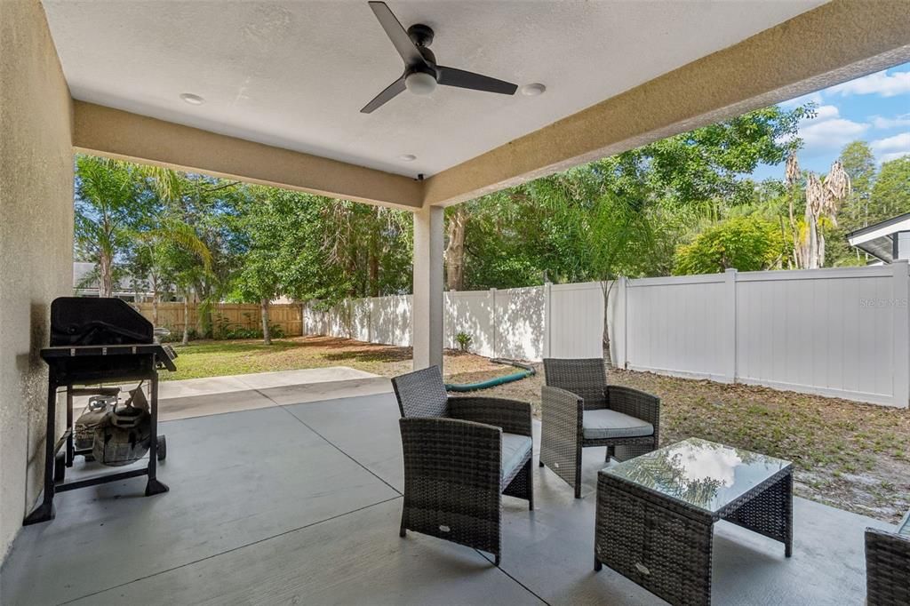 En Venta: $589,000 (4 camas, 3 baños, 2521 Pies cuadrados)