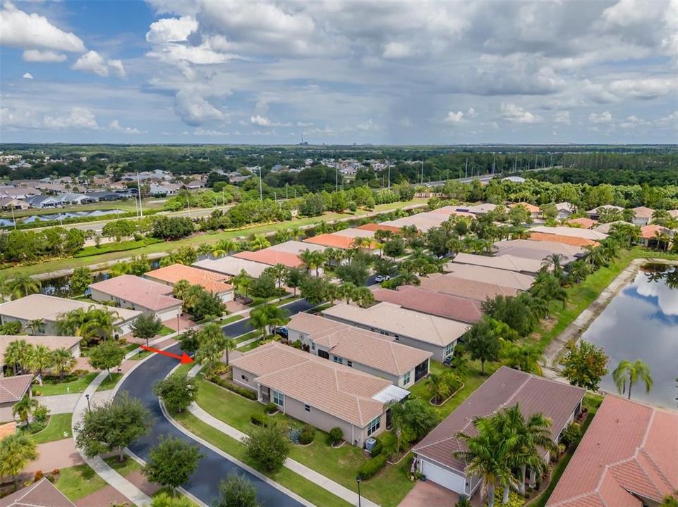 En Venta: $390,000 (2 camas, 2 baños, 2001 Pies cuadrados)
