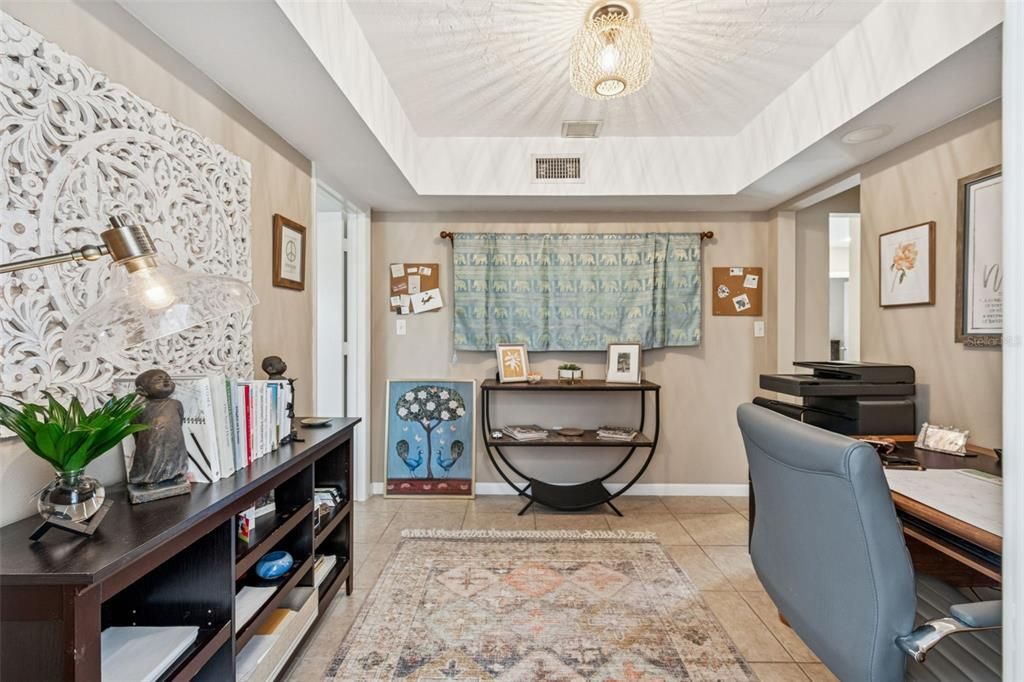 En Venta: $650,000 (3 camas, 3 baños, 1967 Pies cuadrados)