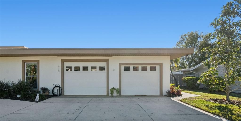 En Venta: $650,000 (3 camas, 3 baños, 1967 Pies cuadrados)