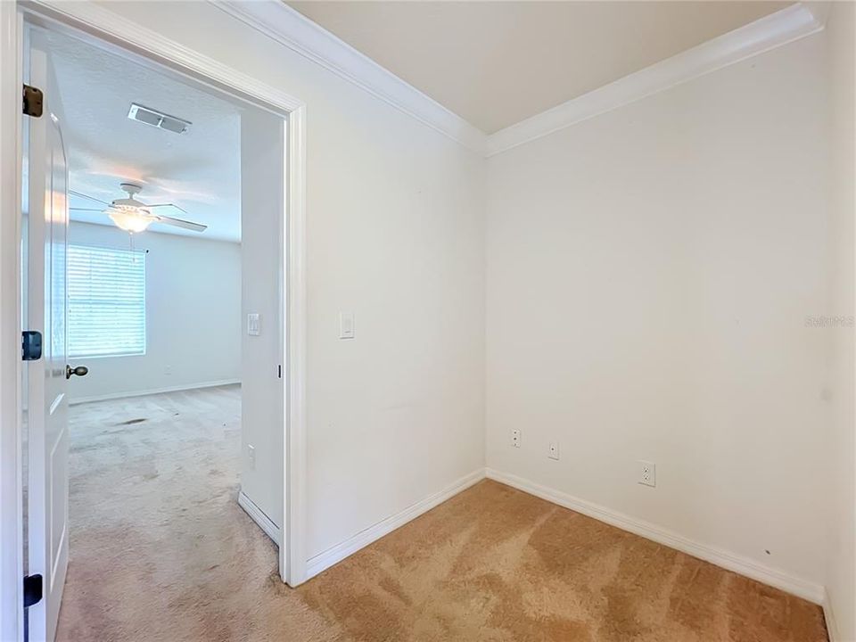На продажу: $899,900 (6 спален, 3 ванн, 4305 Квадратных фут)