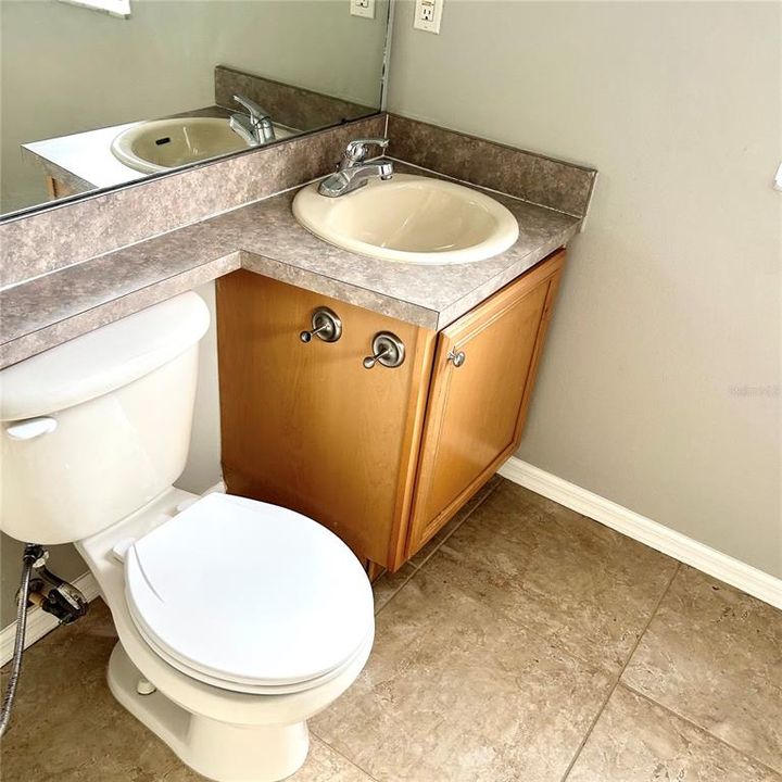 For Sale: $379,000 (4 beds, 2 baths, 1754 Square Feet)