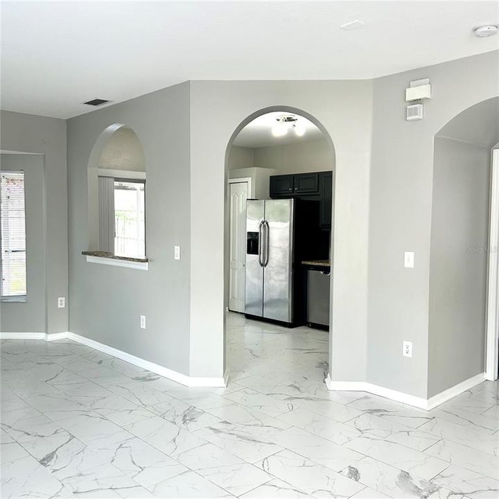 For Sale: $379,000 (4 beds, 2 baths, 1754 Square Feet)