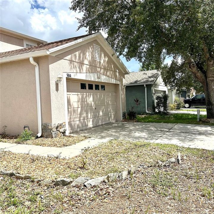 For Sale: $379,000 (4 beds, 2 baths, 1754 Square Feet)