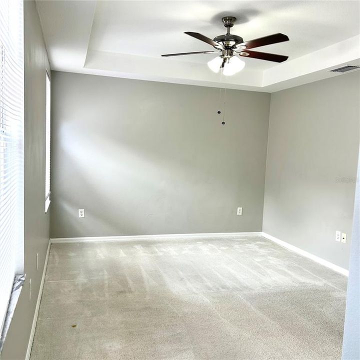 For Sale: $379,000 (4 beds, 2 baths, 1754 Square Feet)