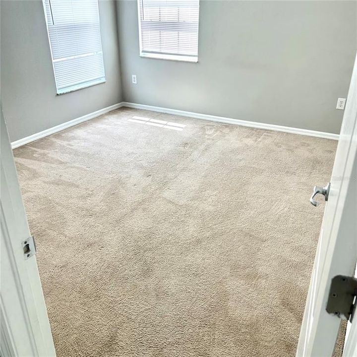 For Sale: $379,000 (4 beds, 2 baths, 1754 Square Feet)