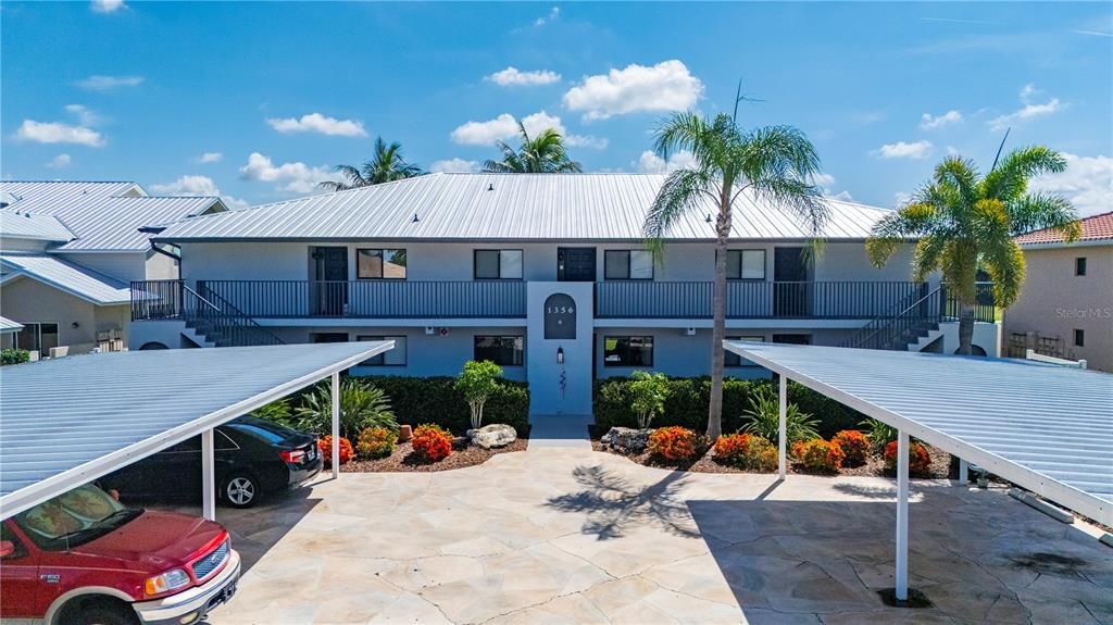 For Sale: $169,000 (2 beds, 2 baths, 1023 Square Feet)