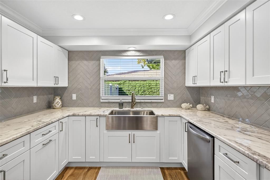 : $645,000 (3 beds, 2 baths, 1526 Square Feet)