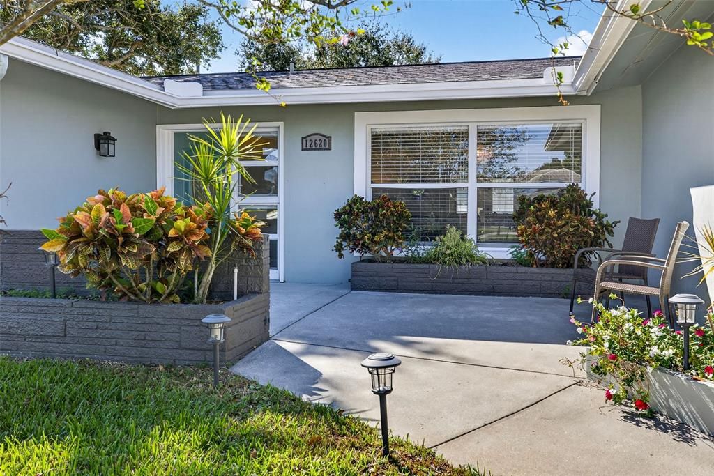 : $645,000 (3 beds, 2 baths, 1526 Square Feet)