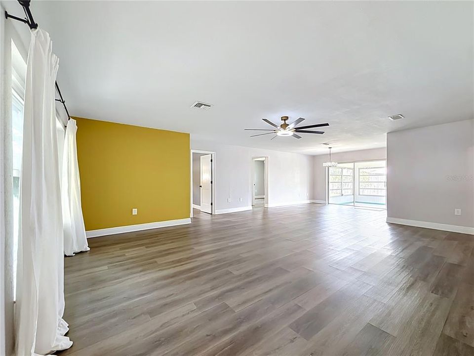 En Venta: $459,000 (3 camas, 2 baños, 1573 Pies cuadrados)