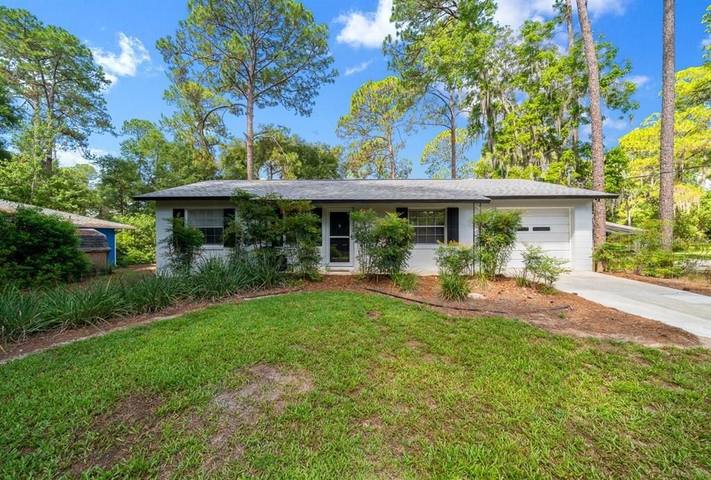 Activo con contrato: $214,900 (3 camas, 2 baños, 1064 Pies cuadrados)