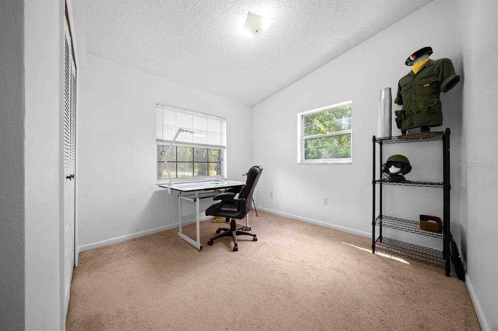 Activo con contrato: $214,900 (3 camas, 2 baños, 1064 Pies cuadrados)