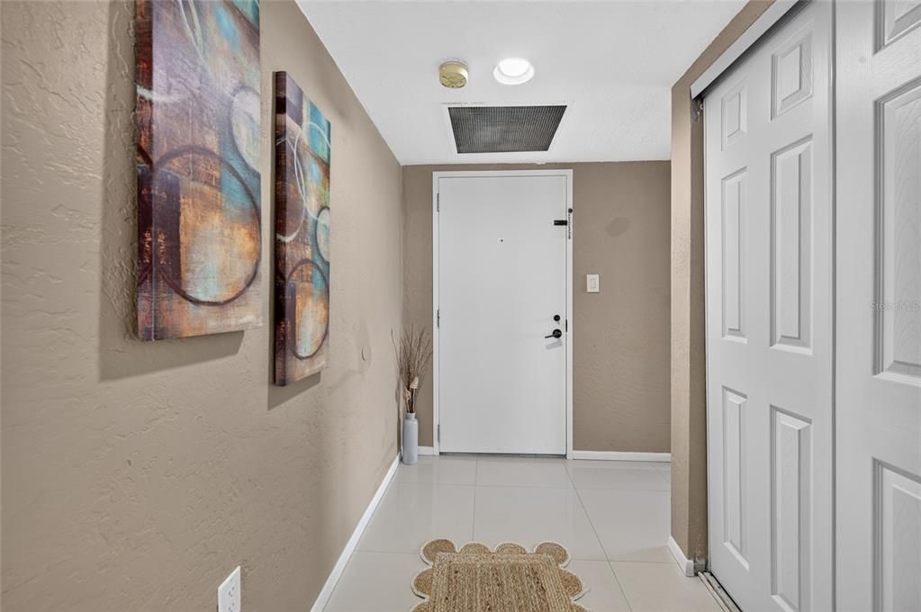 En Venta: $399,900 (3 camas, 3 baños, 1458 Pies cuadrados)