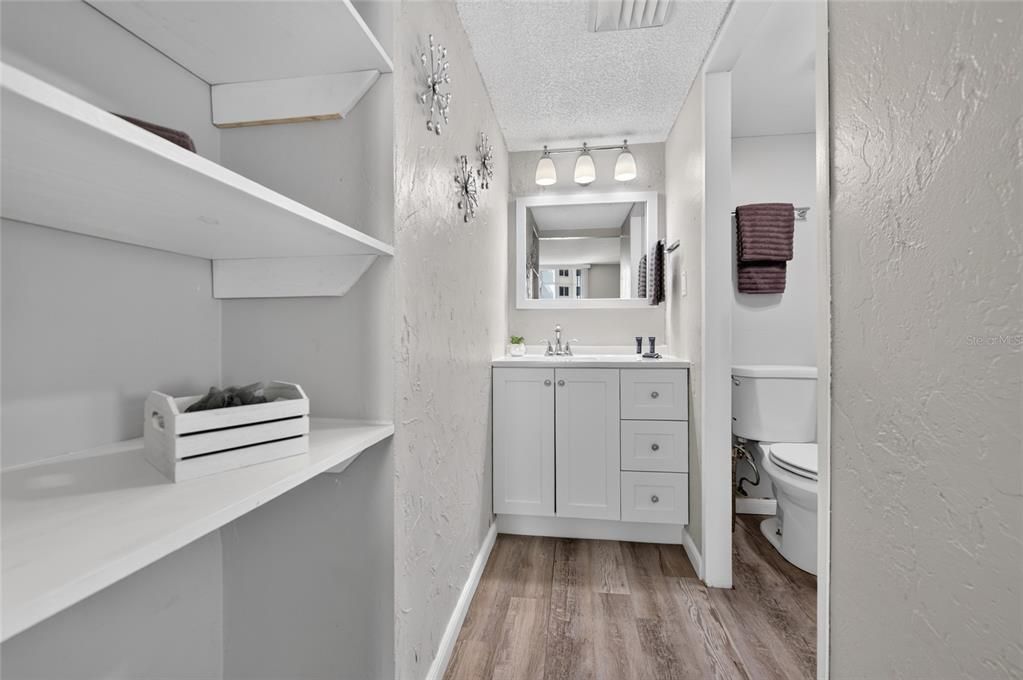 En Venta: $399,900 (3 camas, 3 baños, 1458 Pies cuadrados)