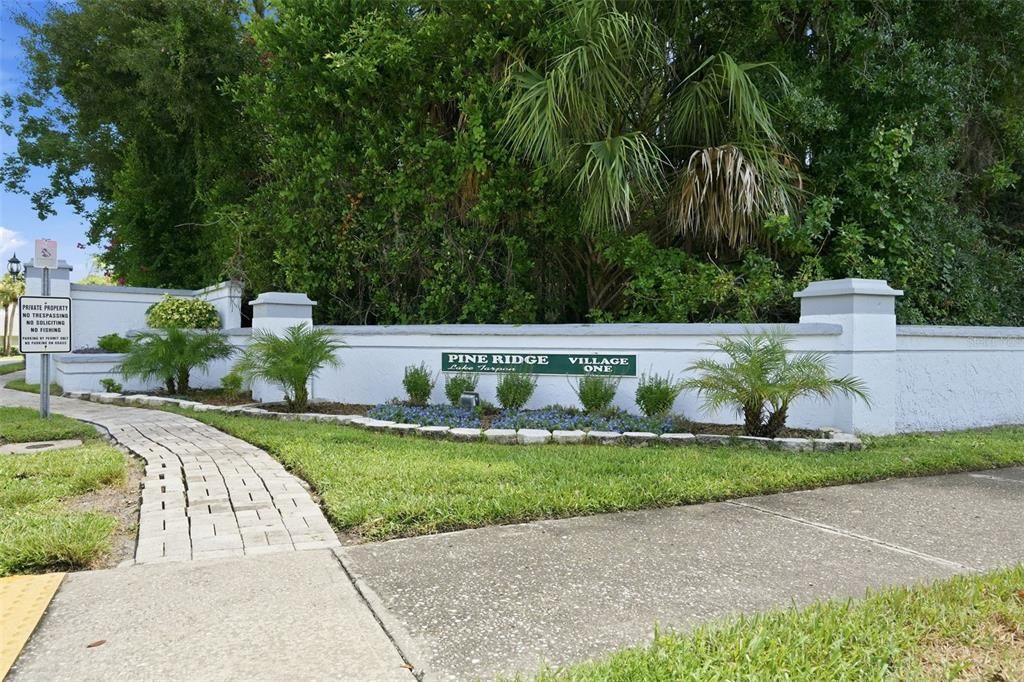 En Venta: $144,900 (2 camas, 2 baños, 979 Pies cuadrados)