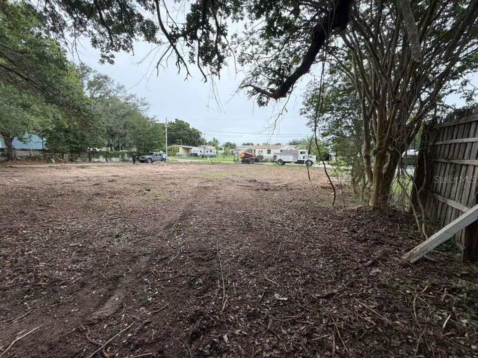 待售: $39,900 (0.27 acres)