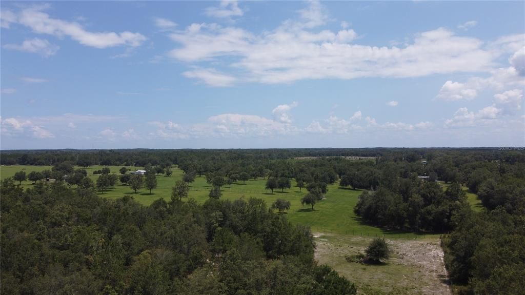 待售: $1,952,535 (205.53 acres)