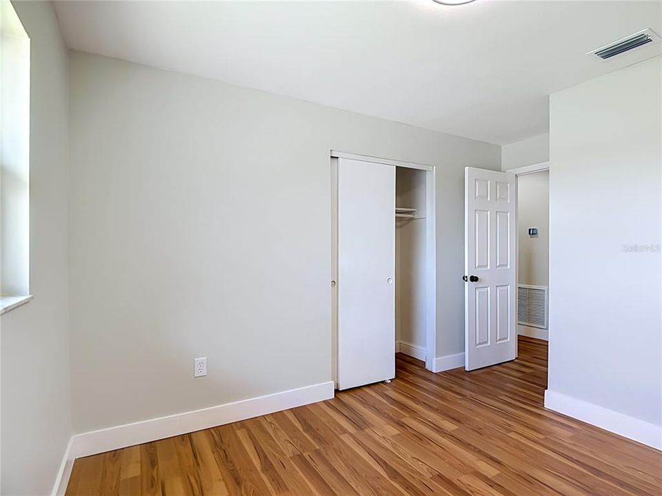 For Sale: $319,900 (3 beds, 2 baths, 1604 Square Feet)