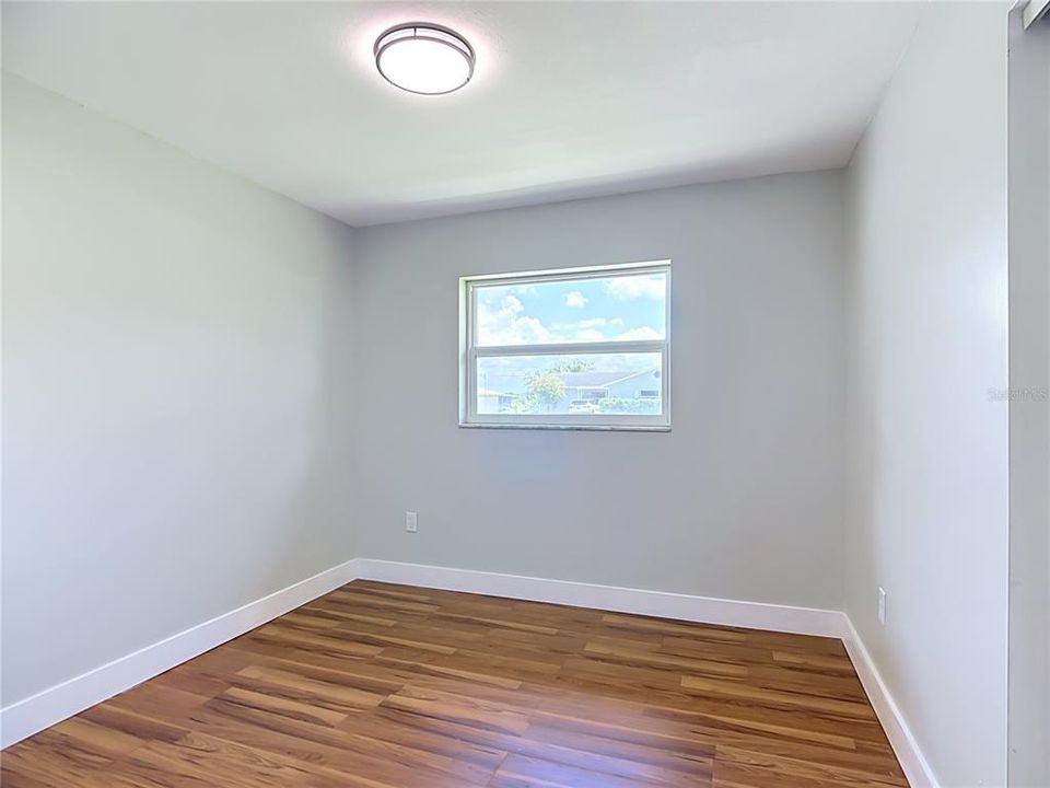 For Sale: $319,900 (3 beds, 2 baths, 1604 Square Feet)