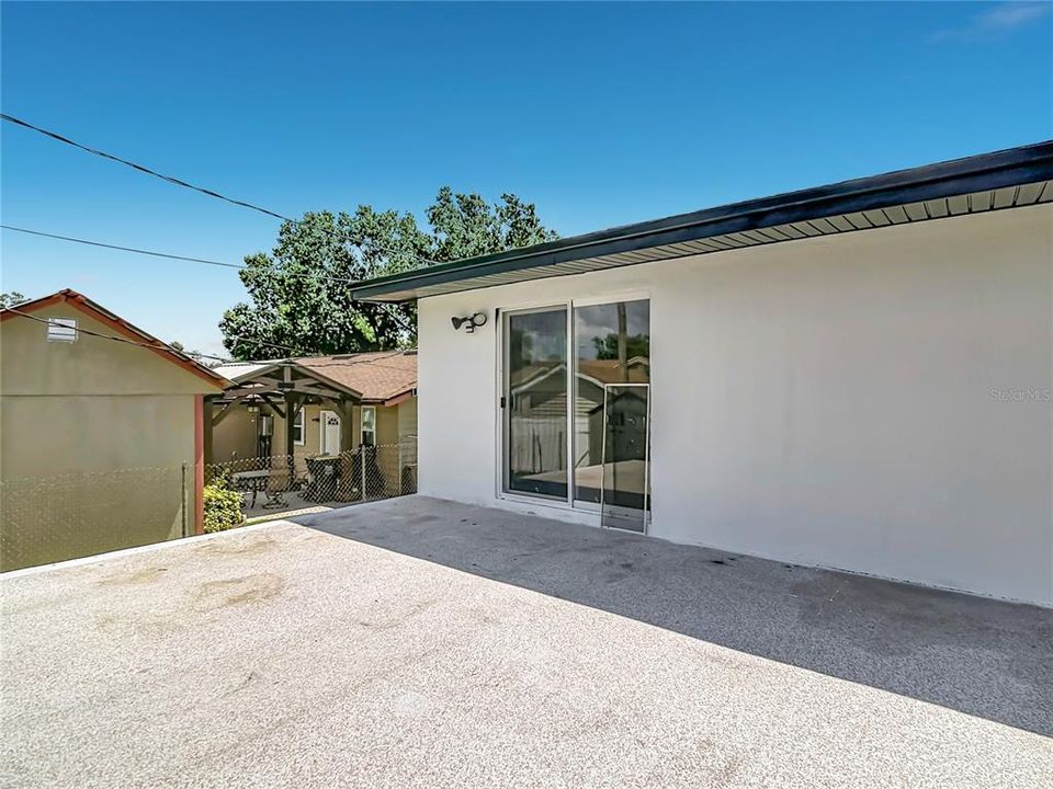 For Sale: $319,900 (3 beds, 2 baths, 1604 Square Feet)