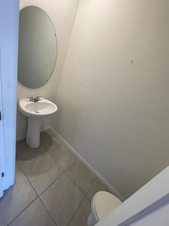 For Rent: $2,350 (3 beds, 2 baths, 1517 Square Feet)