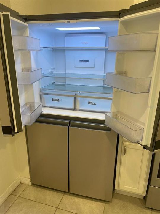 For Rent: $2,350 (3 beds, 2 baths, 1517 Square Feet)