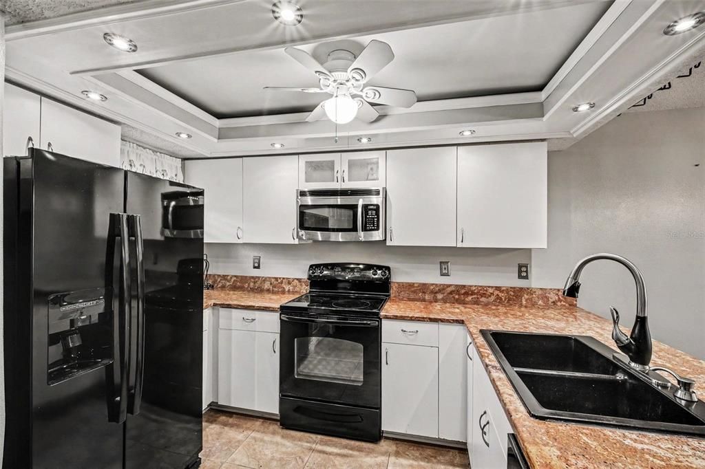 En Venta: $400,000 (2 camas, 2 baños, 1120 Pies cuadrados)