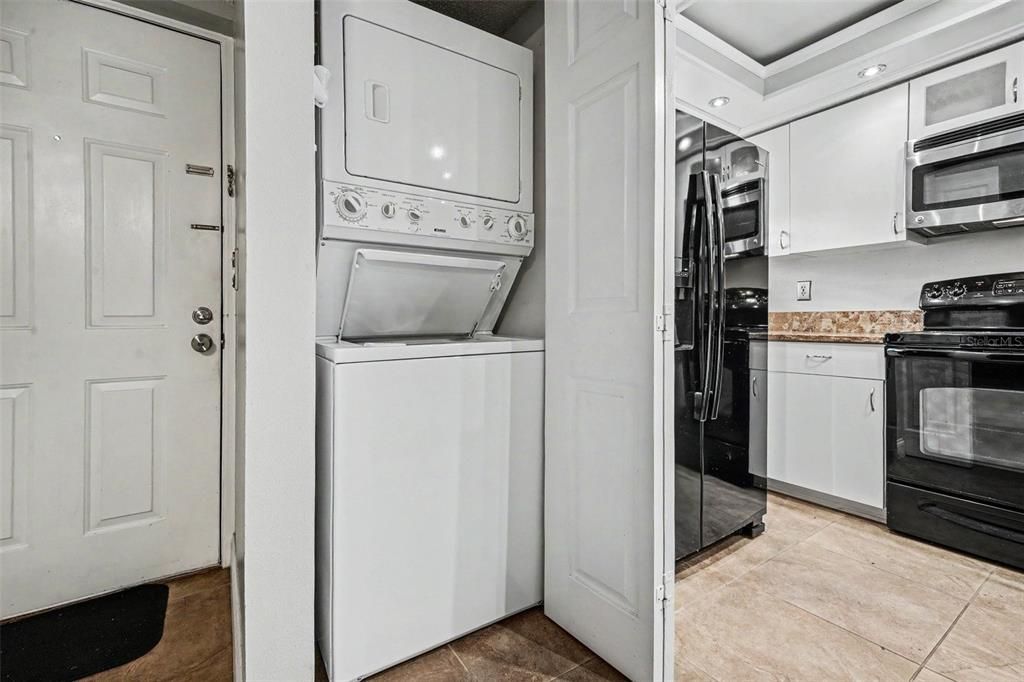 En Venta: $400,000 (2 camas, 2 baños, 1120 Pies cuadrados)